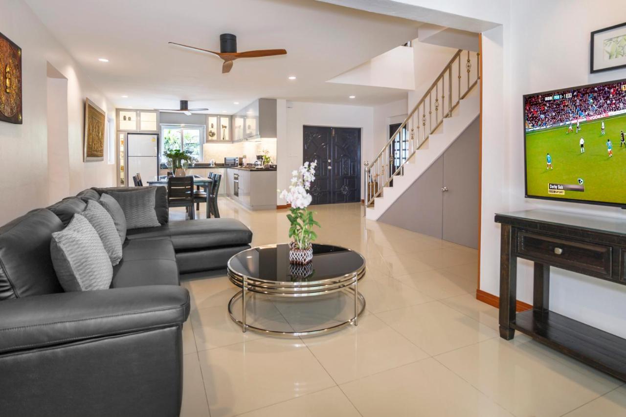 Villa Waree Minutes From Beach And City Pattaya Exteriér fotografie
